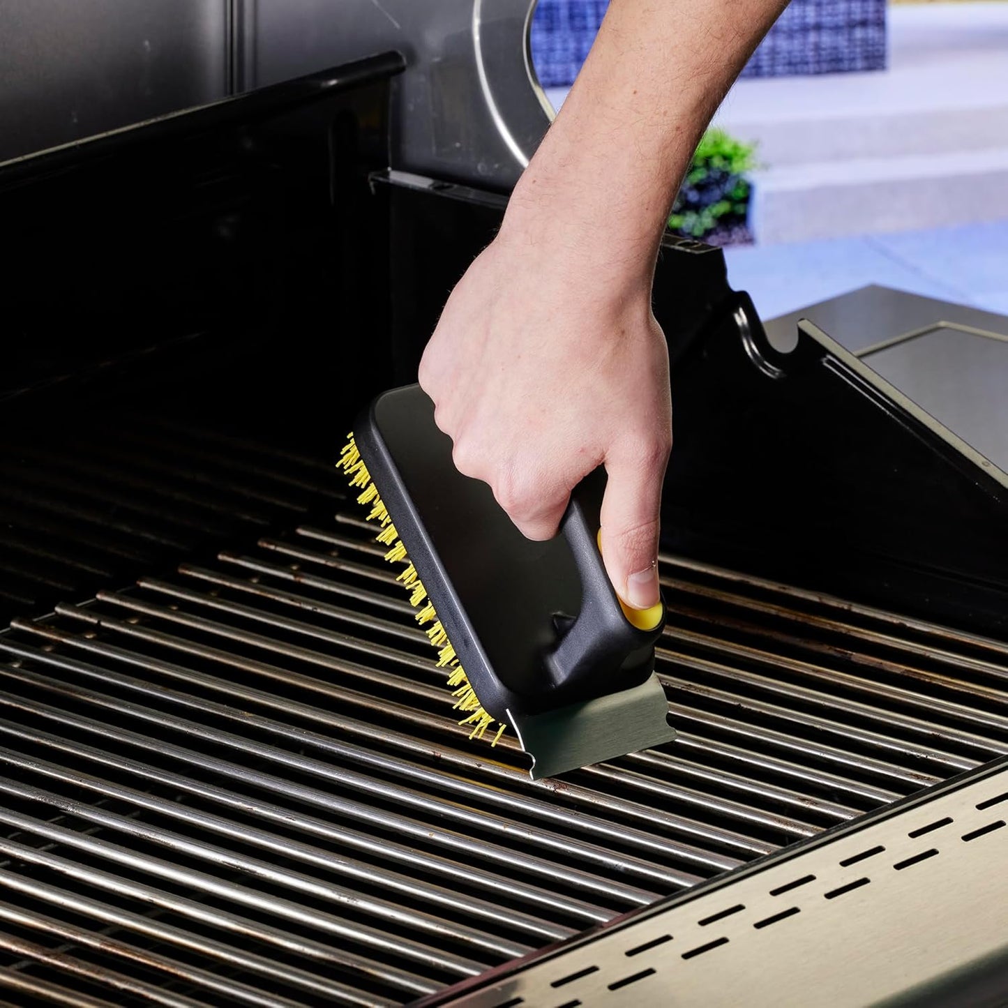 Mr. Bar-B-Q Nylon XL Scrub Brush Powered by Scrub Daddy