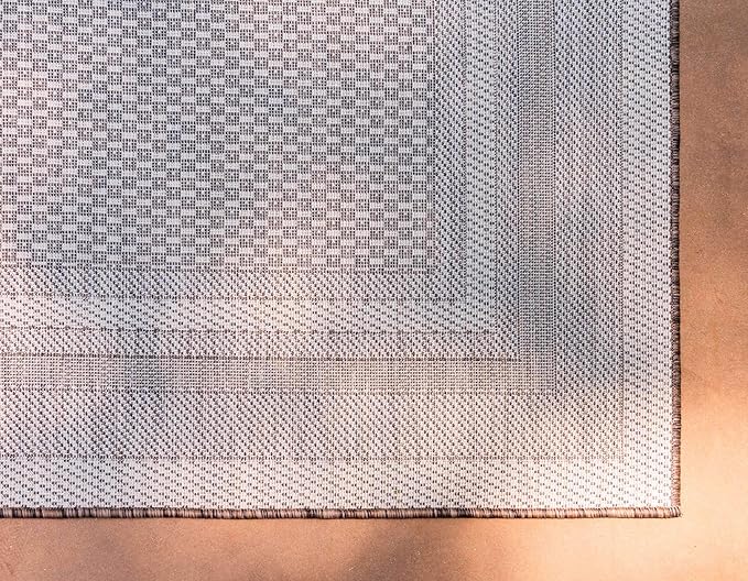 Unique Loom Outdoor Border Collection Area Rug - Soft Border (7' 1" x 10' Rectangle, Brown/ Ivory)
